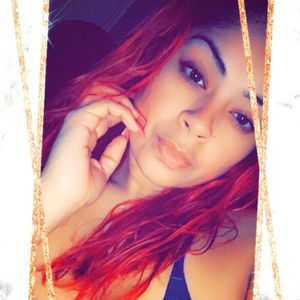 Meet your Posher, Deedee